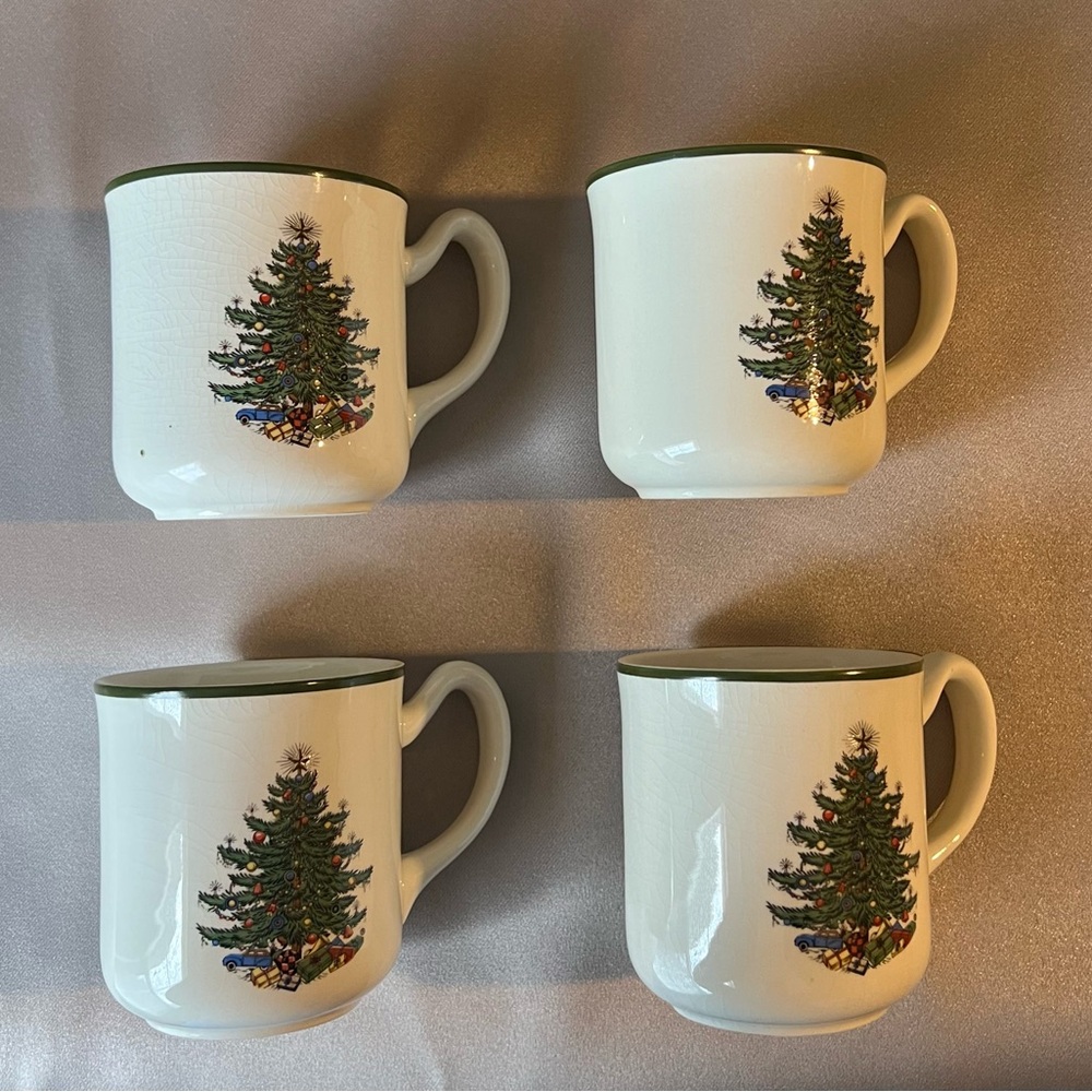 Christmas Tree Coffee Mugs (Narrow Green Band) by CUTHBERTSON 
Set of 4